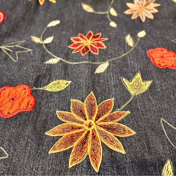 Chico’s Design Floral Embroidered Denim Jacket - Size 3 (XL) - Picture 10 of 12